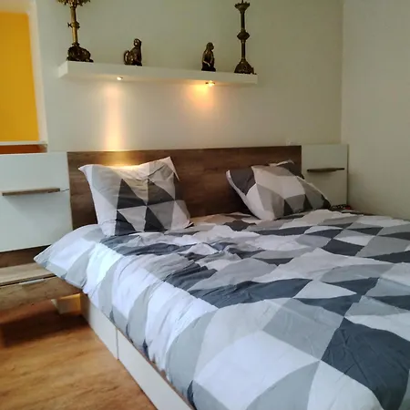 Ubytování v soukromí Location D'une Et D'une Salle De Bain Privee Dans Mon Ou Je Reside Egalement Pendant Votre Sejour
